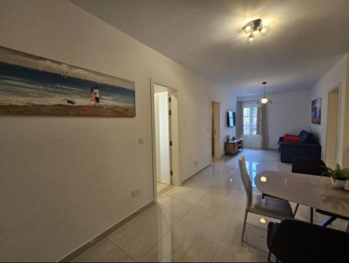 Апартаменты Luxurious Near Valletta Ferry P1 *