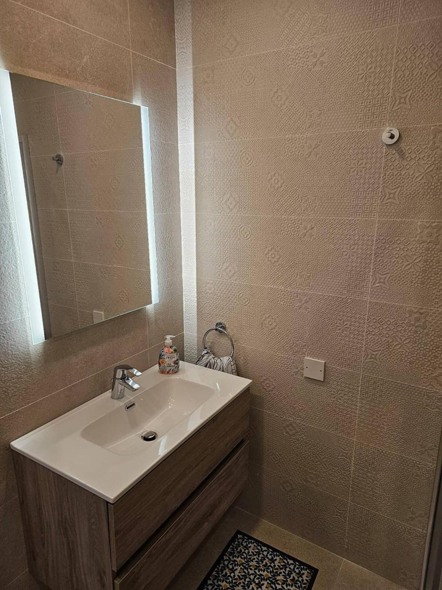 Luxurious Near Valletta Ferry P1 Апартаменты